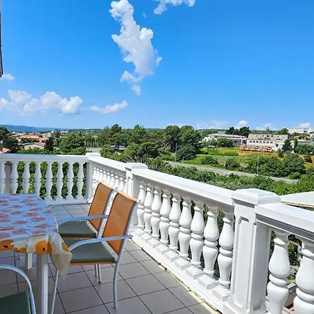 Marino Appartement Krk Town
